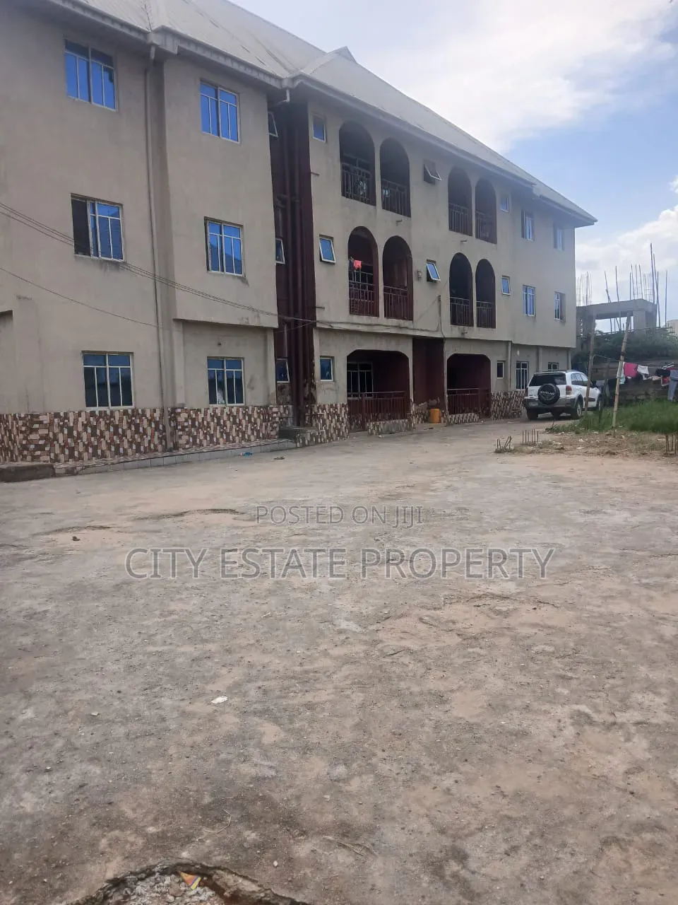18bdrm Block of Flats in Owerri for sale in Owerri