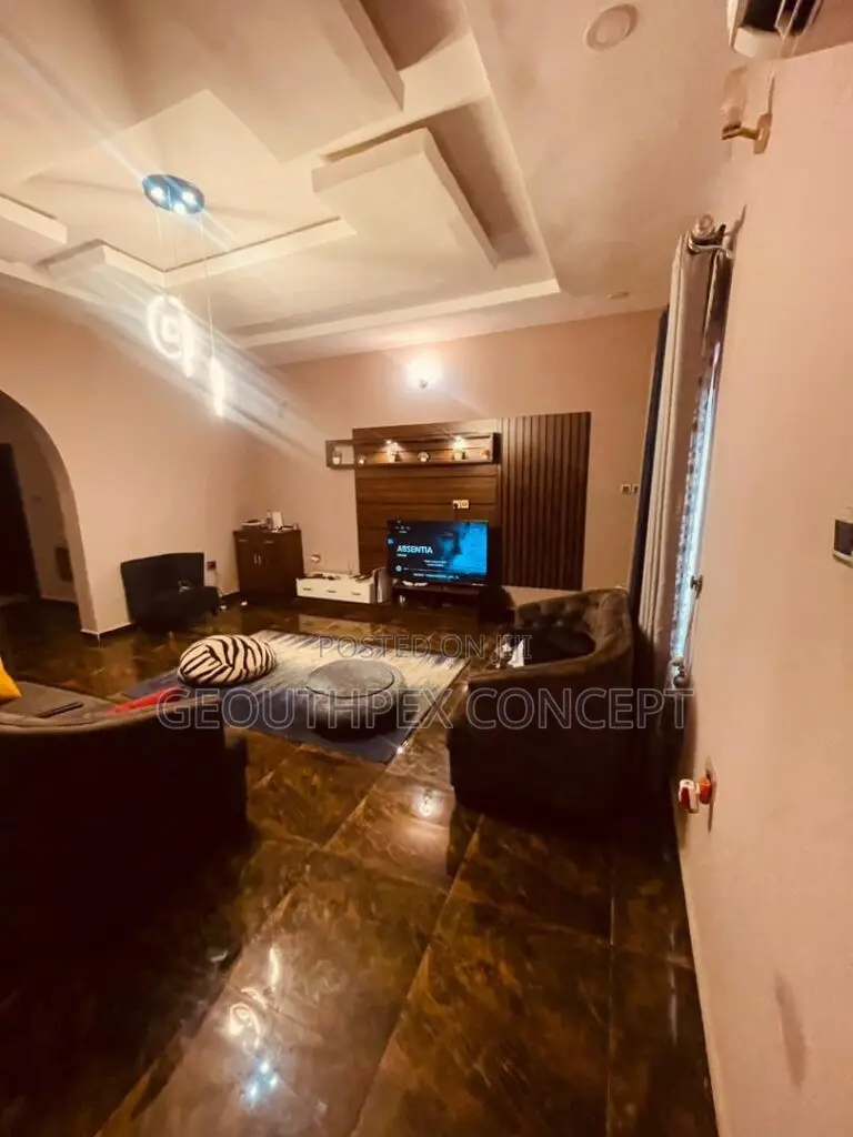 4bdrm Bungalow in Royal Garden Estate, Akala Express for sale in Akala Express