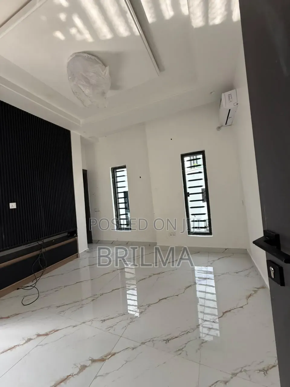 5bdrm Duplex in Guzape District for sale in Guzape District