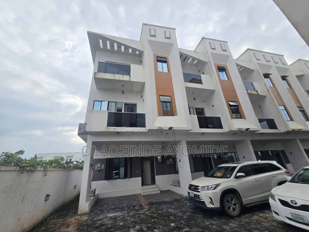 4bdrm Duplex in Abraham Adesanya Estate for rent in Abraham Adesanya Estate