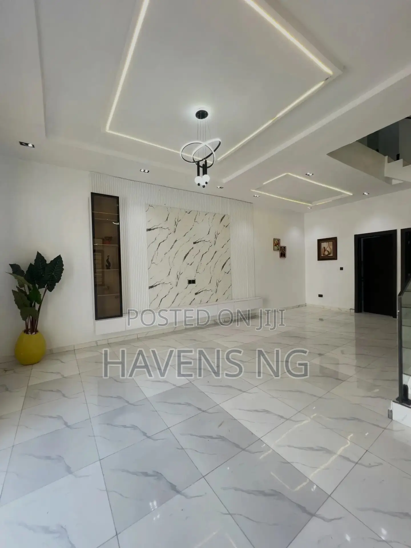 4bdrm Duplex in Ikota for sale in Ikota