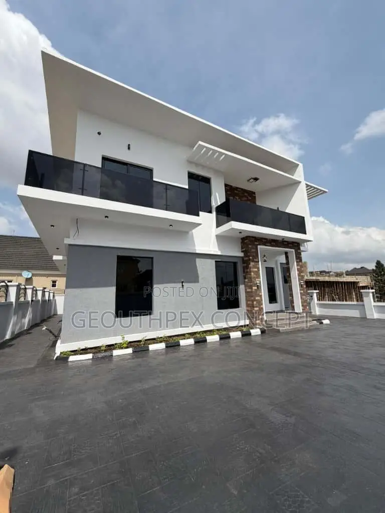 5bdrm Duplex in Legacy, Akobo for sale in Akobo