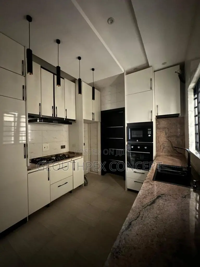 5bdrm Duplex in Ikolaba Estate, Agodi for sale in Agodi