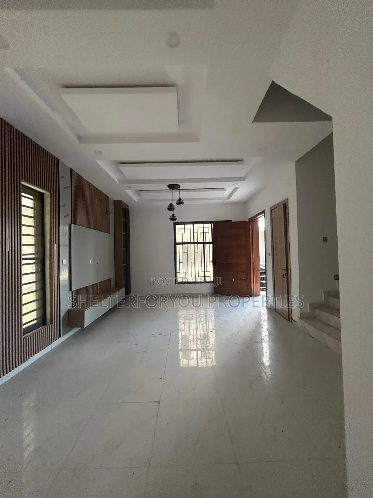 4bdrm Duplex in Ikota for sale in Ikota