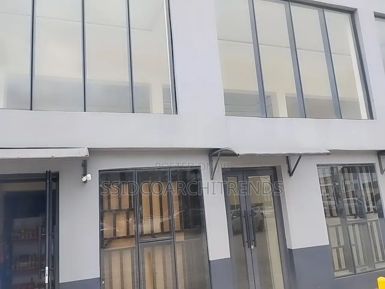 Open Space for Shop/Office for Rent at Sangotedo on the Express 15m in Lekki Expressway