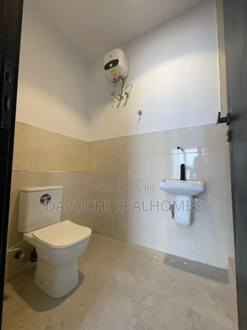 3bdrm Maisonette in Lekki Phase 1 for sale in Lekki Phase 1