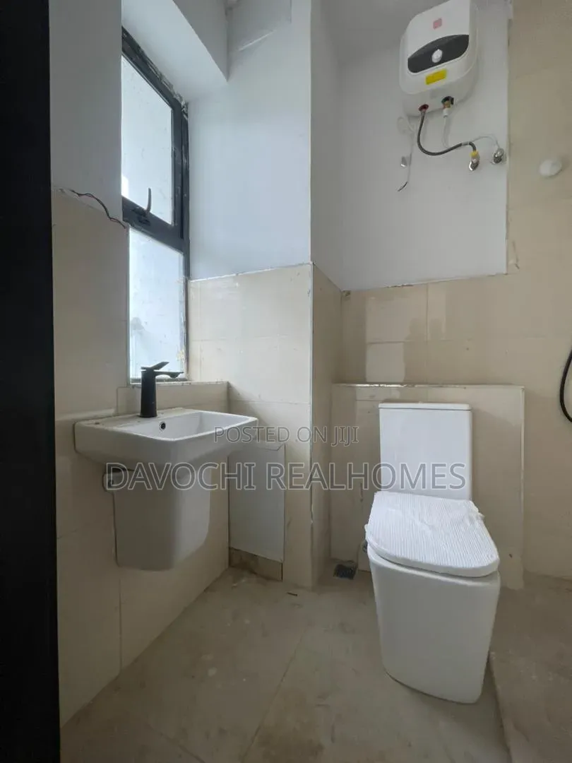 3bdrm Maisonette in Lekki Phase 1 for sale in Lekki Phase 1