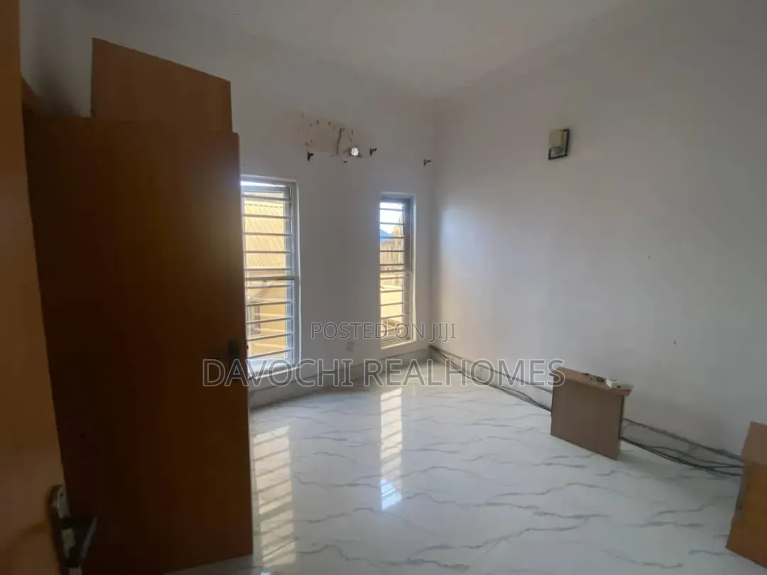 Mini Flat in Lekki Phase 1 for rent in Lekki Phase 1