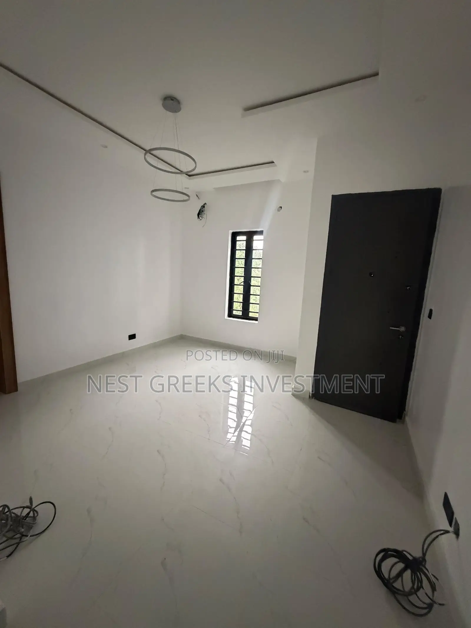 5bdrm Duplex in Adeniyi Jones for sale in Adeniyi Jones