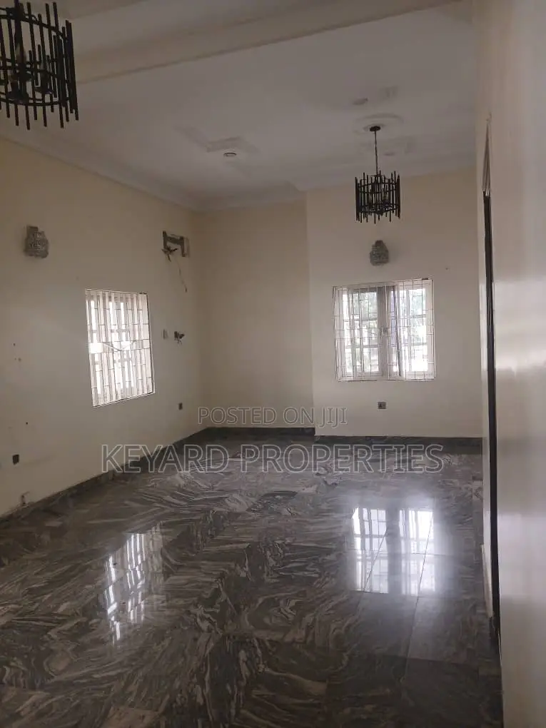 3bdrm Apartment in Wuse 2 for rent in Wuse 2
