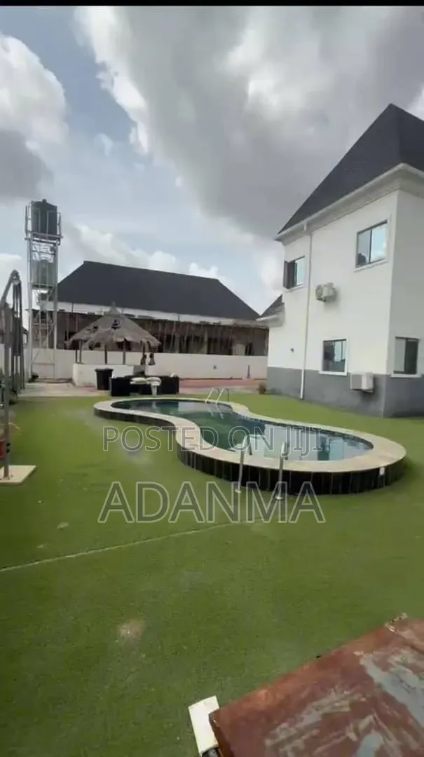 Furnished 4bdrm Duplex in Dunamis Axis, Lugbe,, FHA for sale in FHA