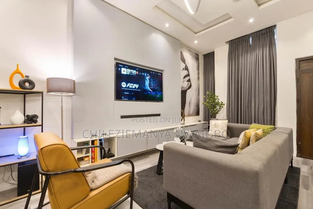 Furnished 4bdrm Duplex in Chevron for rent in Chevron