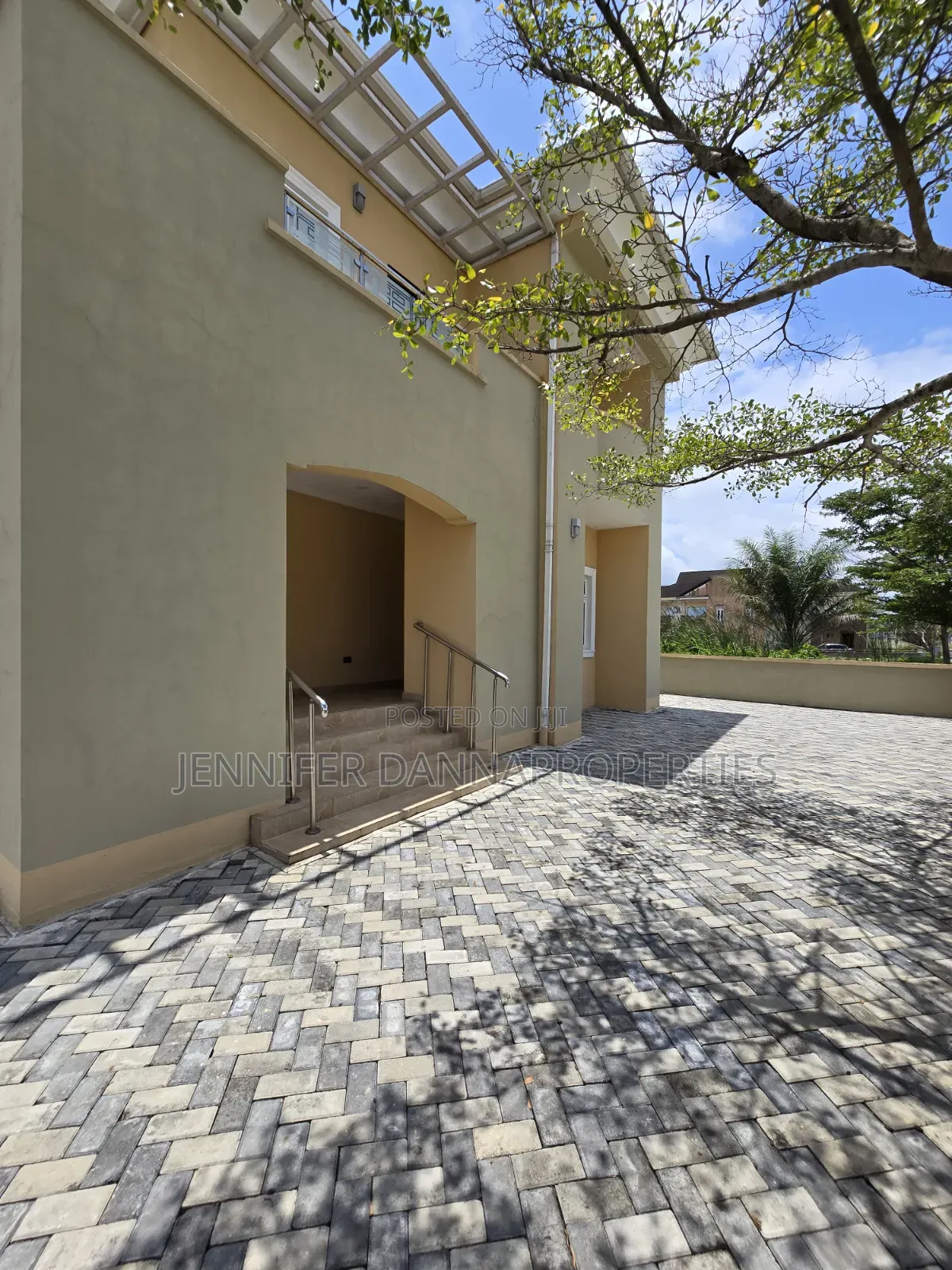 4bdrm Duplex in Abijo for sale in Abijo