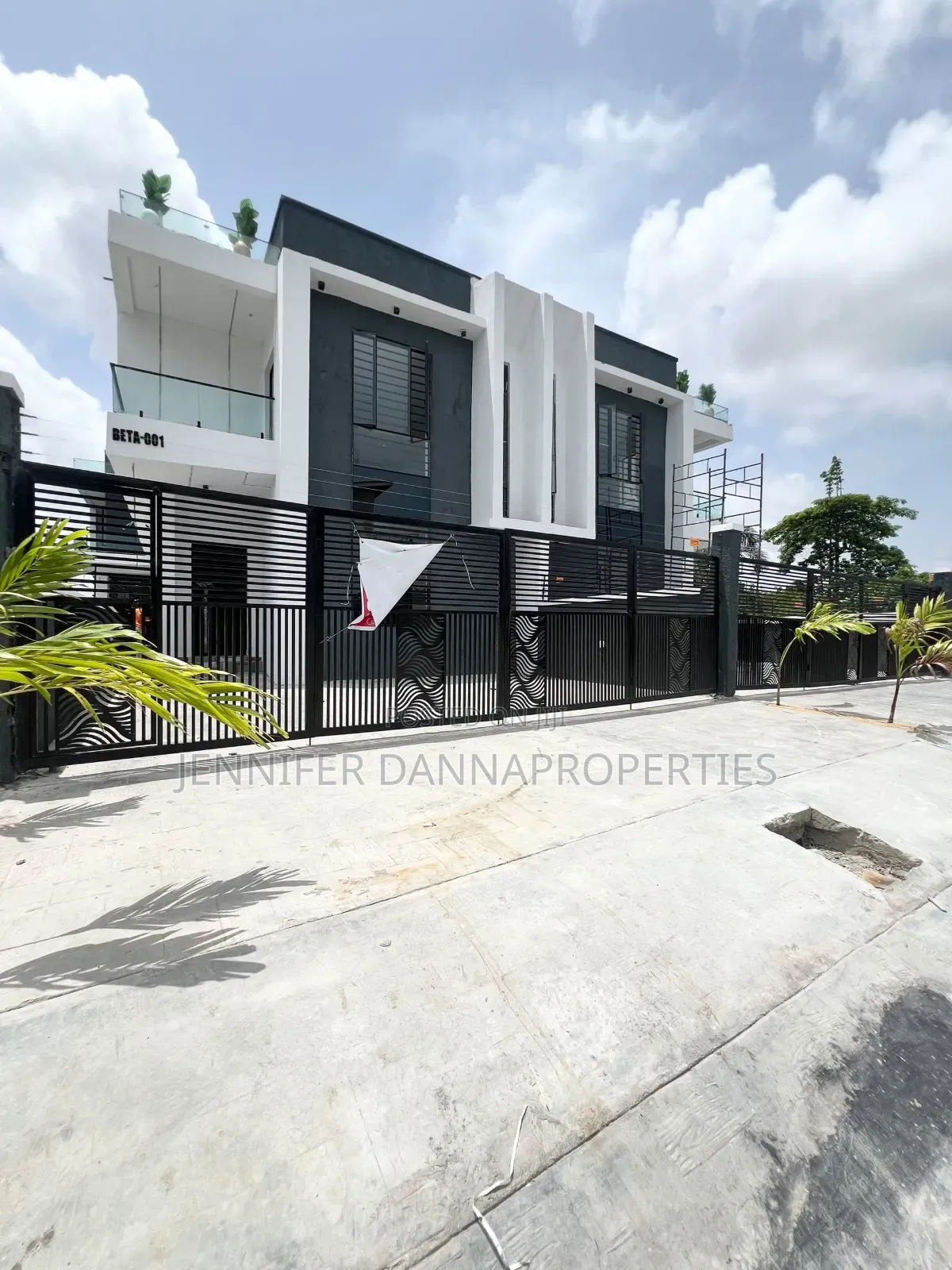 4bdrm Duplex in Abraham Adesanya Estate for sale in Abraham Adesanya Estate