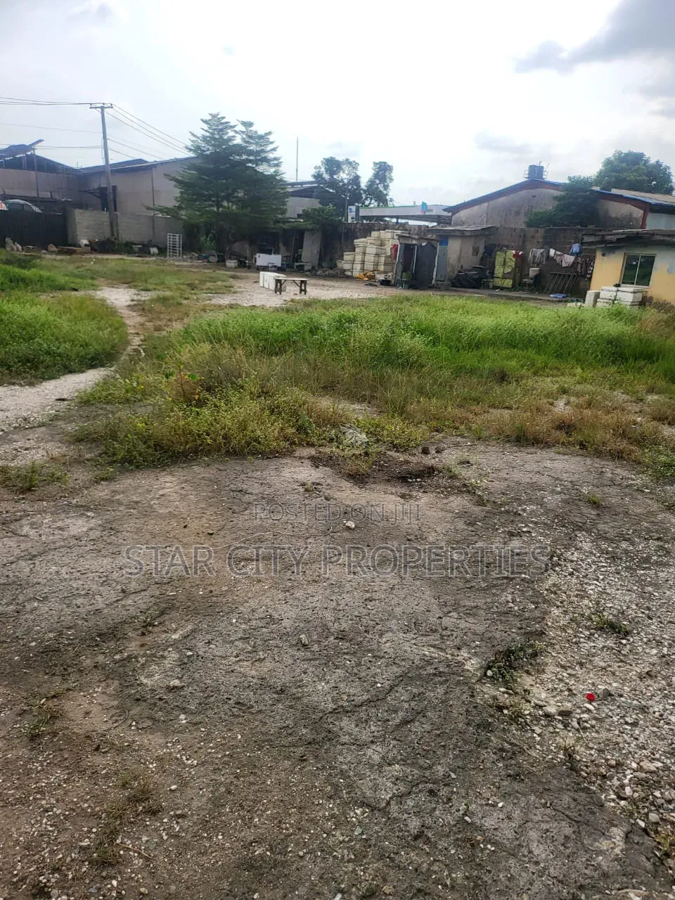 Empty Measuring 472 SQM in Omole Phase 2