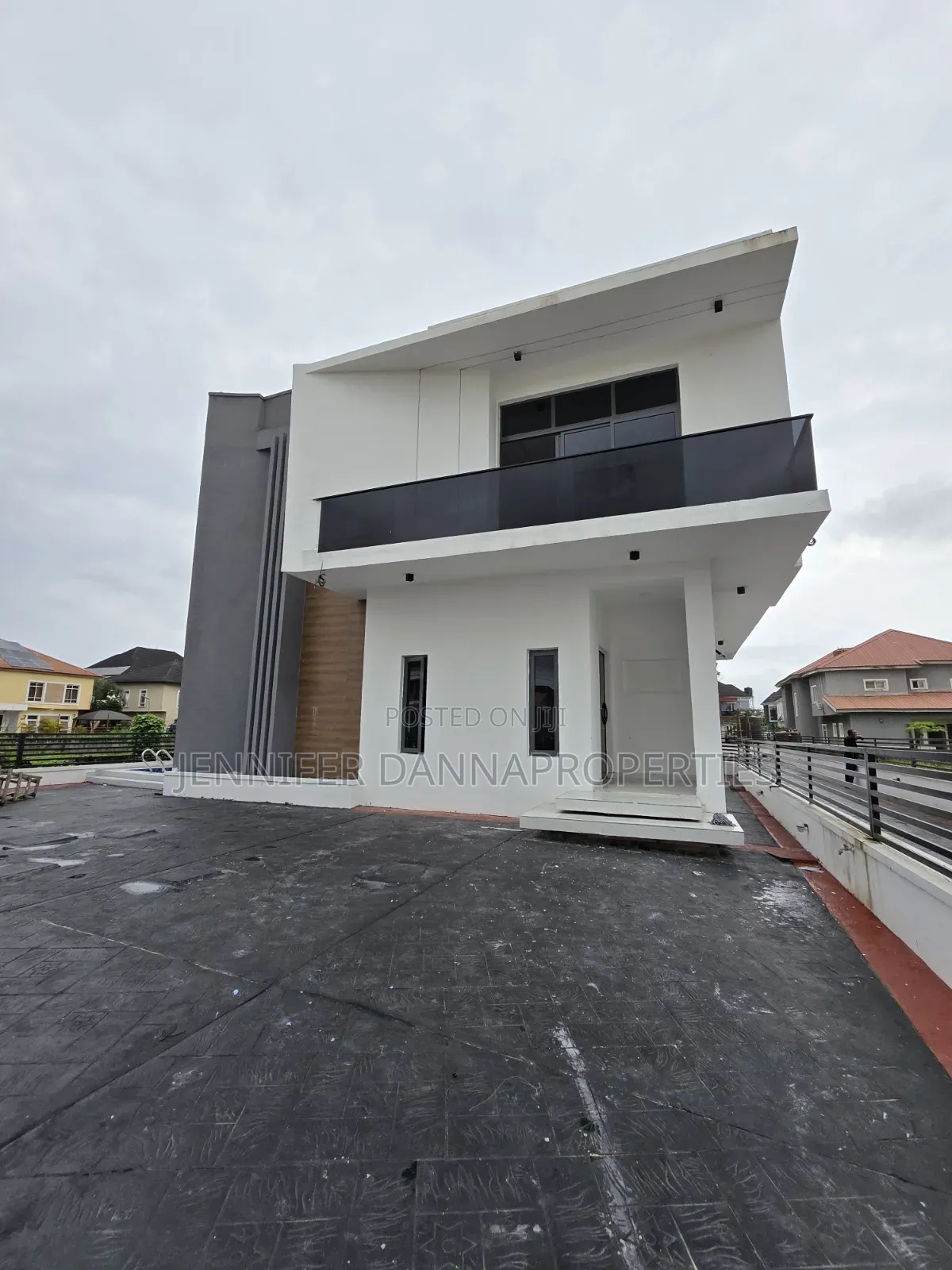 5bdrm Duplex in Sangotedo for sale in Sangotedo