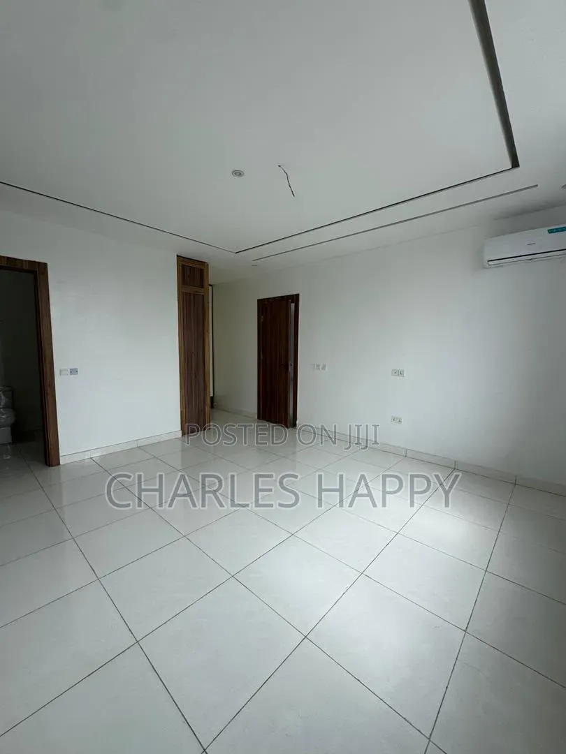 Furnished 2bdrm Apartment in Lekki Phase 1 for sale in Lekki Phase 1