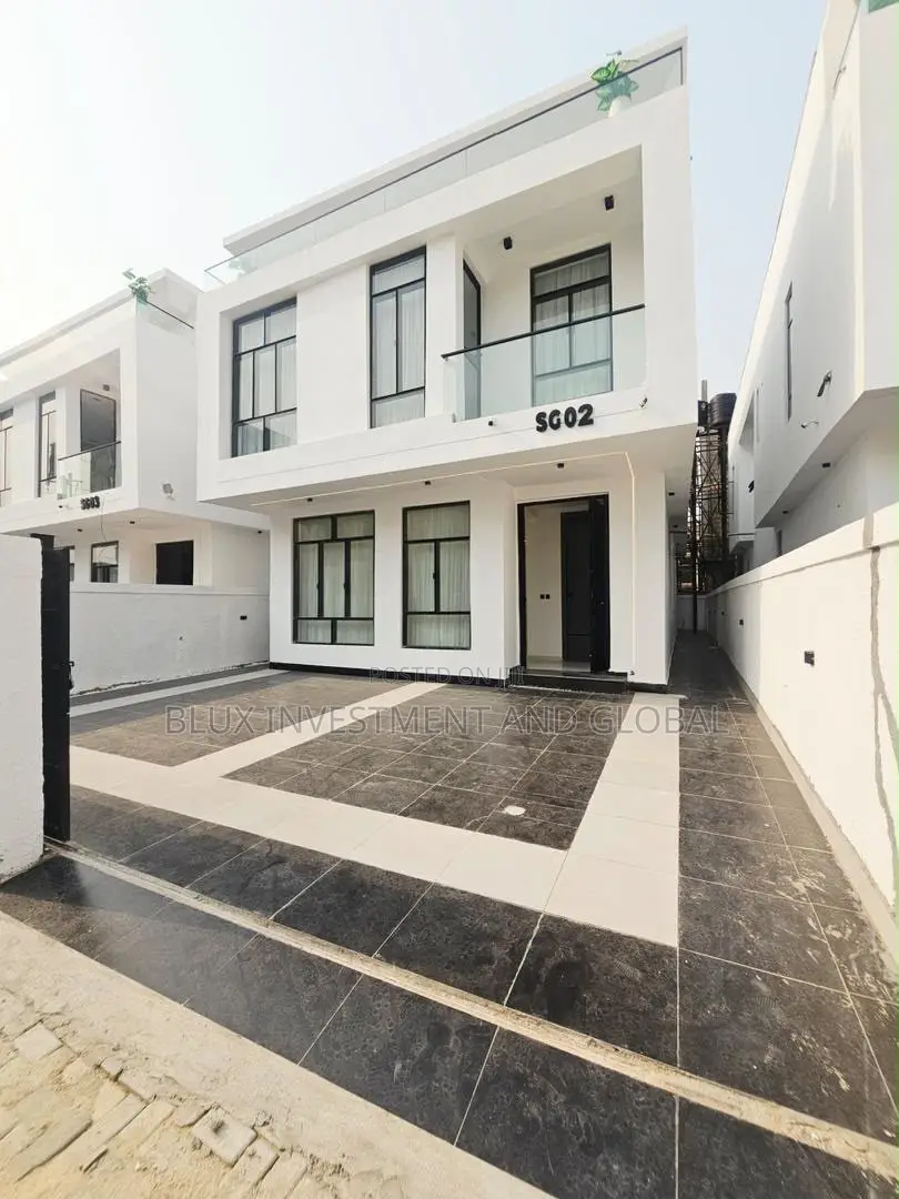 Furnished 5bdrm House in By Chevron Toll Gate for sale in Chevron
