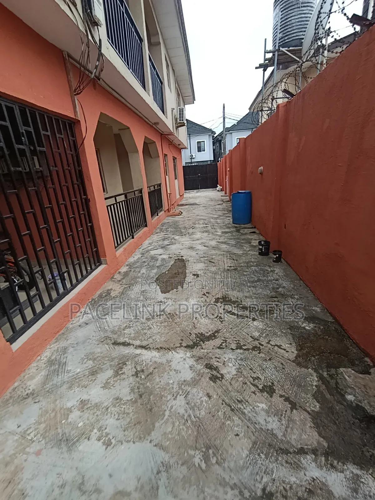 3bdrm Apartment in Iyana Ipaja for rent in Iyana Ipaja