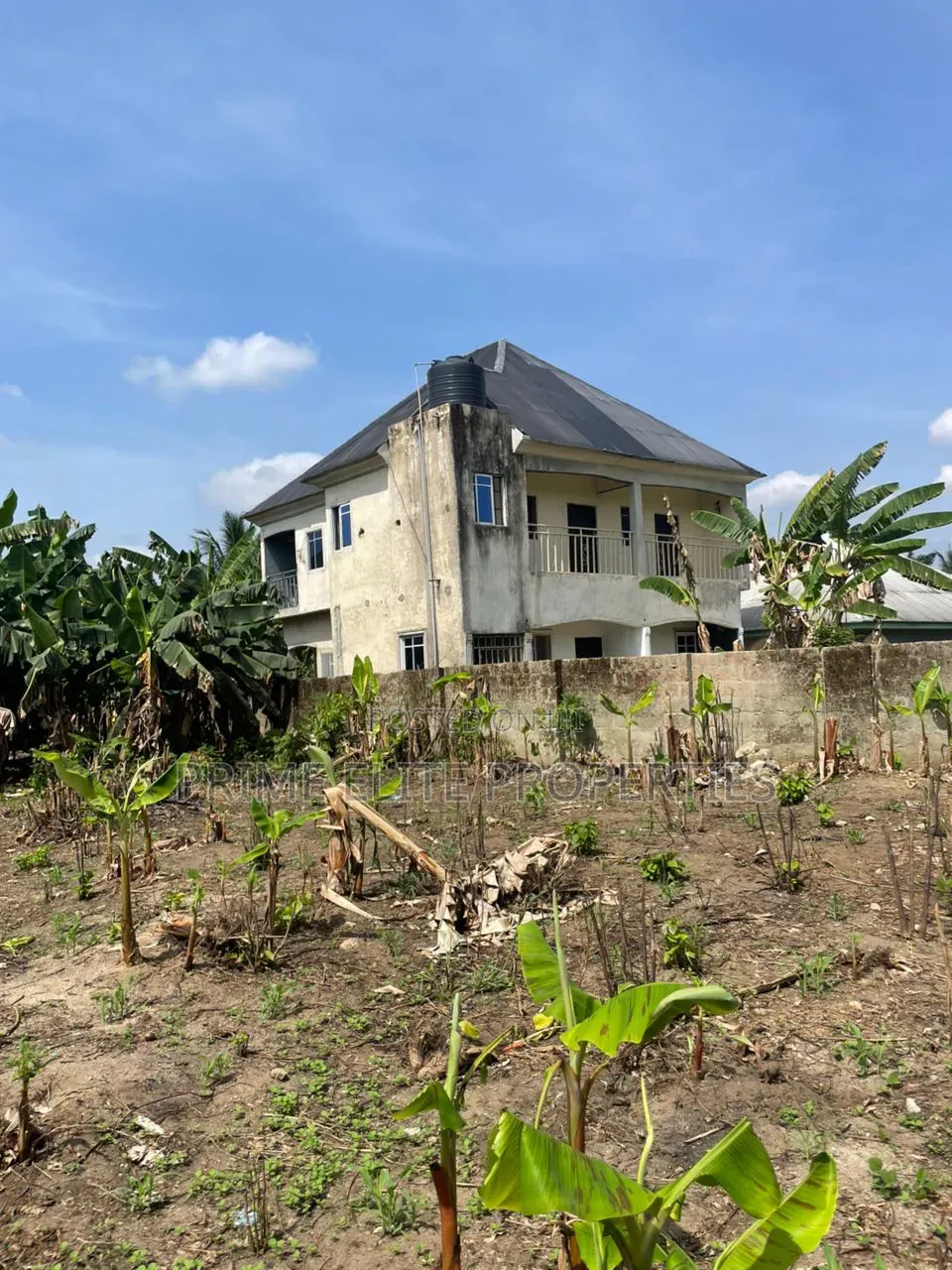 7bdrm Block of Flats in Nung Ette Off, Uyo for sale in Uyo