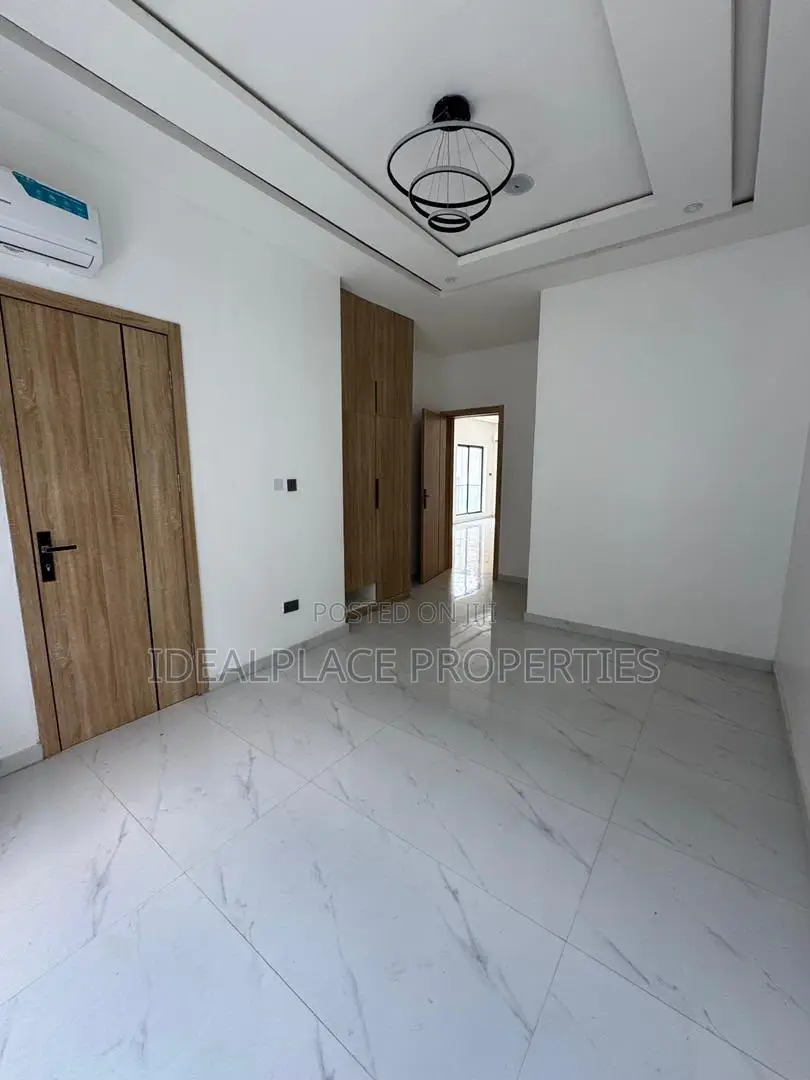 2bdrm Apartment in Ikate for sale in Ikate