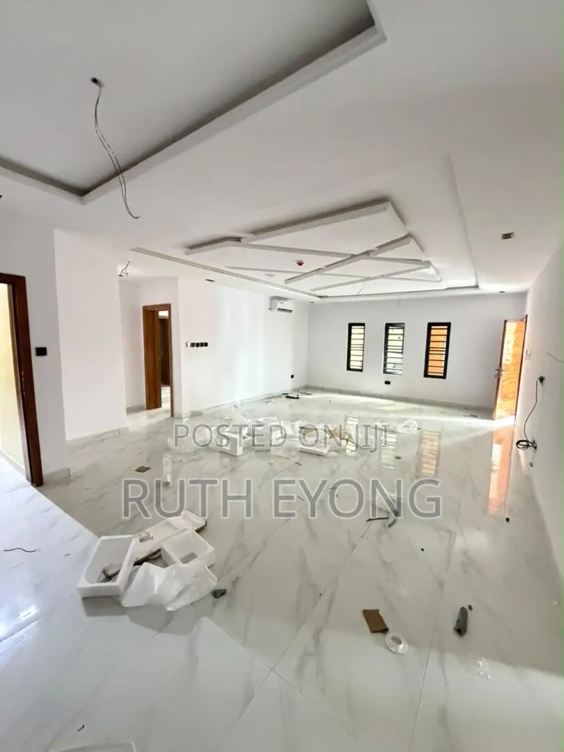 3bdrm Apartment in Off Freedom Way, Lekki Phase 1 for rent in Lekki Phase 1
