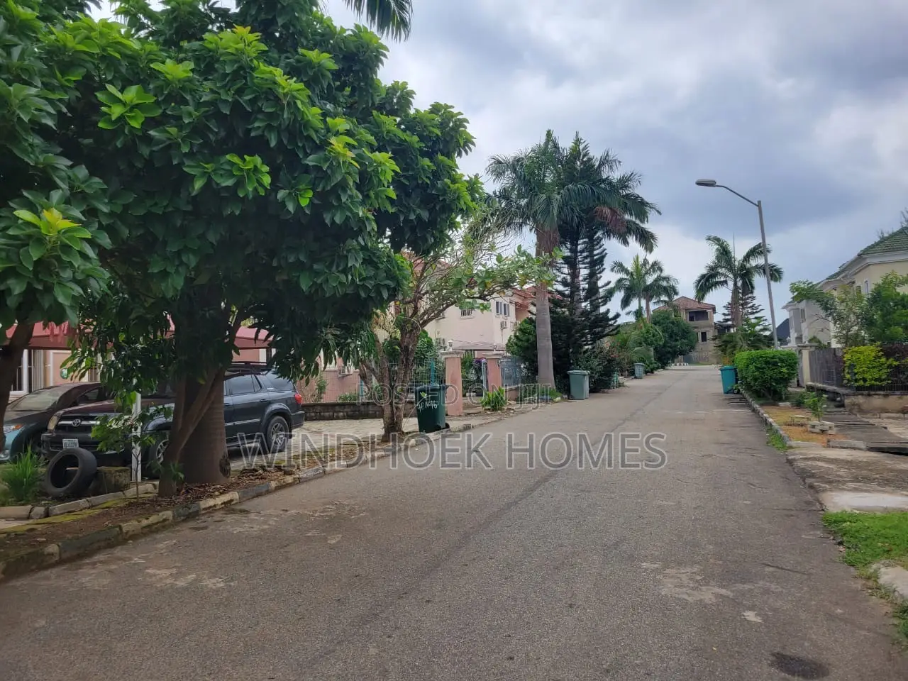 4bdrm Duplex in Life Camp for sale in Life Camp