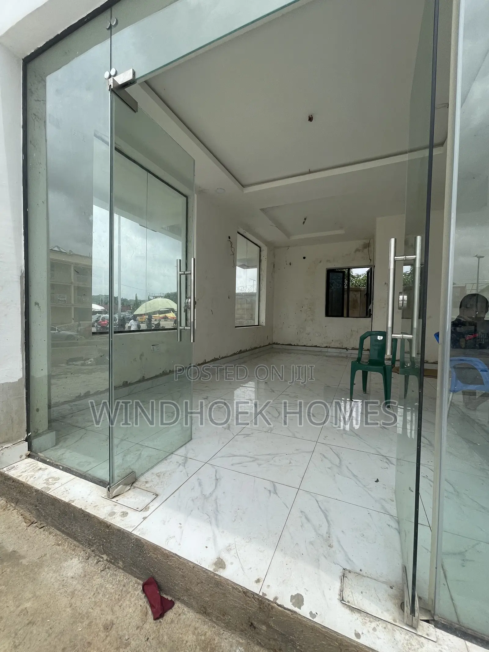 Commercial Strategic Office Spaces Measuring 26sqms and 36sqms in Garki