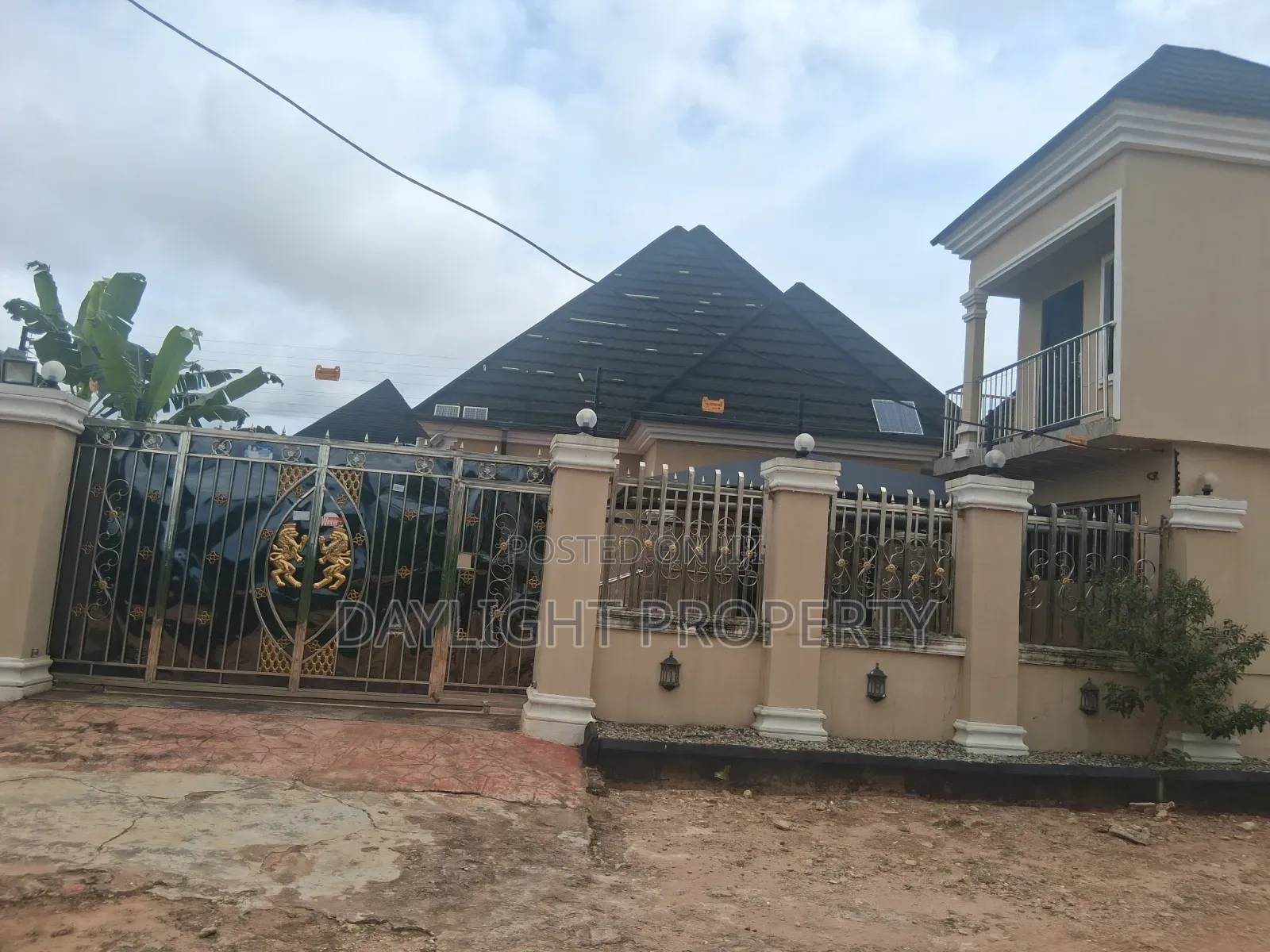 4bdrm Block of Flats in Daylight Property, Benin City for sale in Benin City