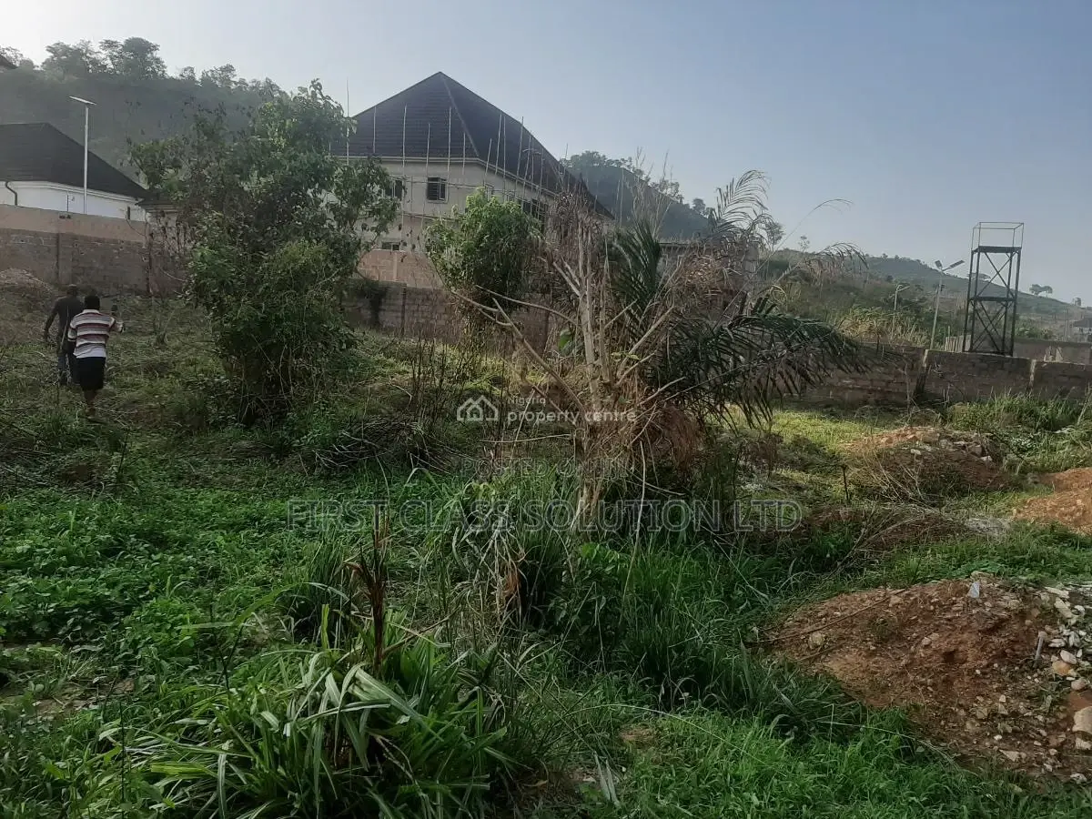 Nice Landed Property Perfect for Student Selfcons in Enugu State
