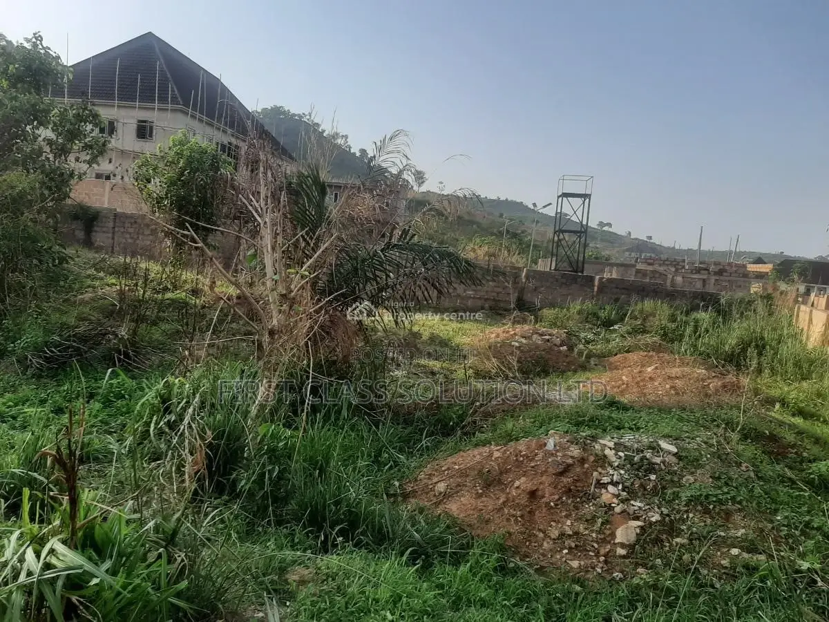 Nice Landed Property Perfect for Student Selfcons in Enugu State