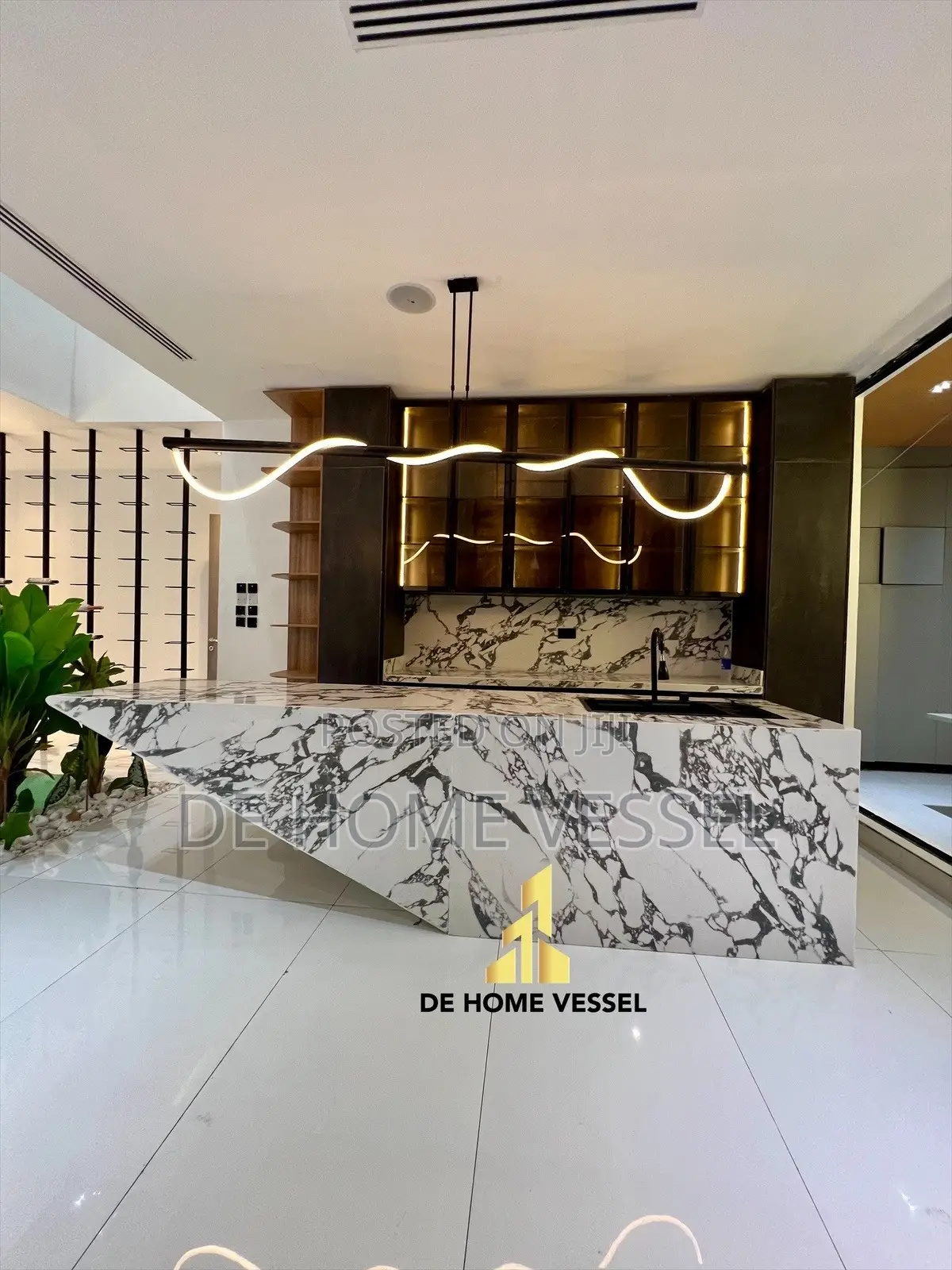 5bdrm Duplex in Osapa london for sale in Osapa london