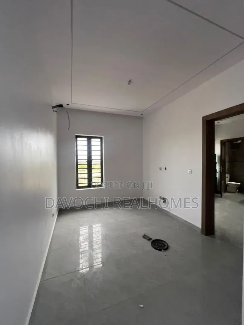 4bdrm Duplex in Sangotedo for sale in Sangotedo