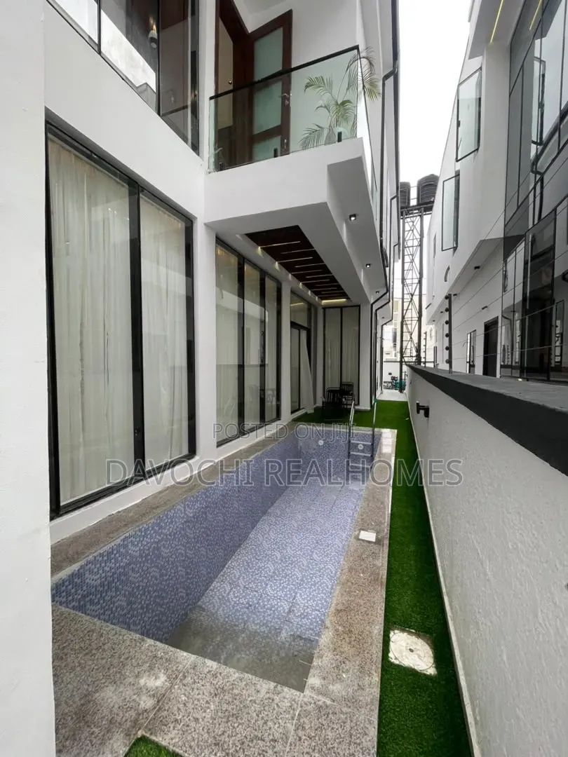 5bdrm Duplex in Victoria Island Extension for sale in Victoria Island Extension