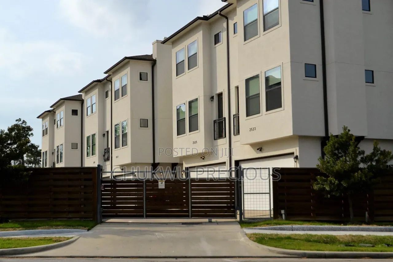 4bdrm Duplex in Knightsbridge, Kaura for sale in Kaura