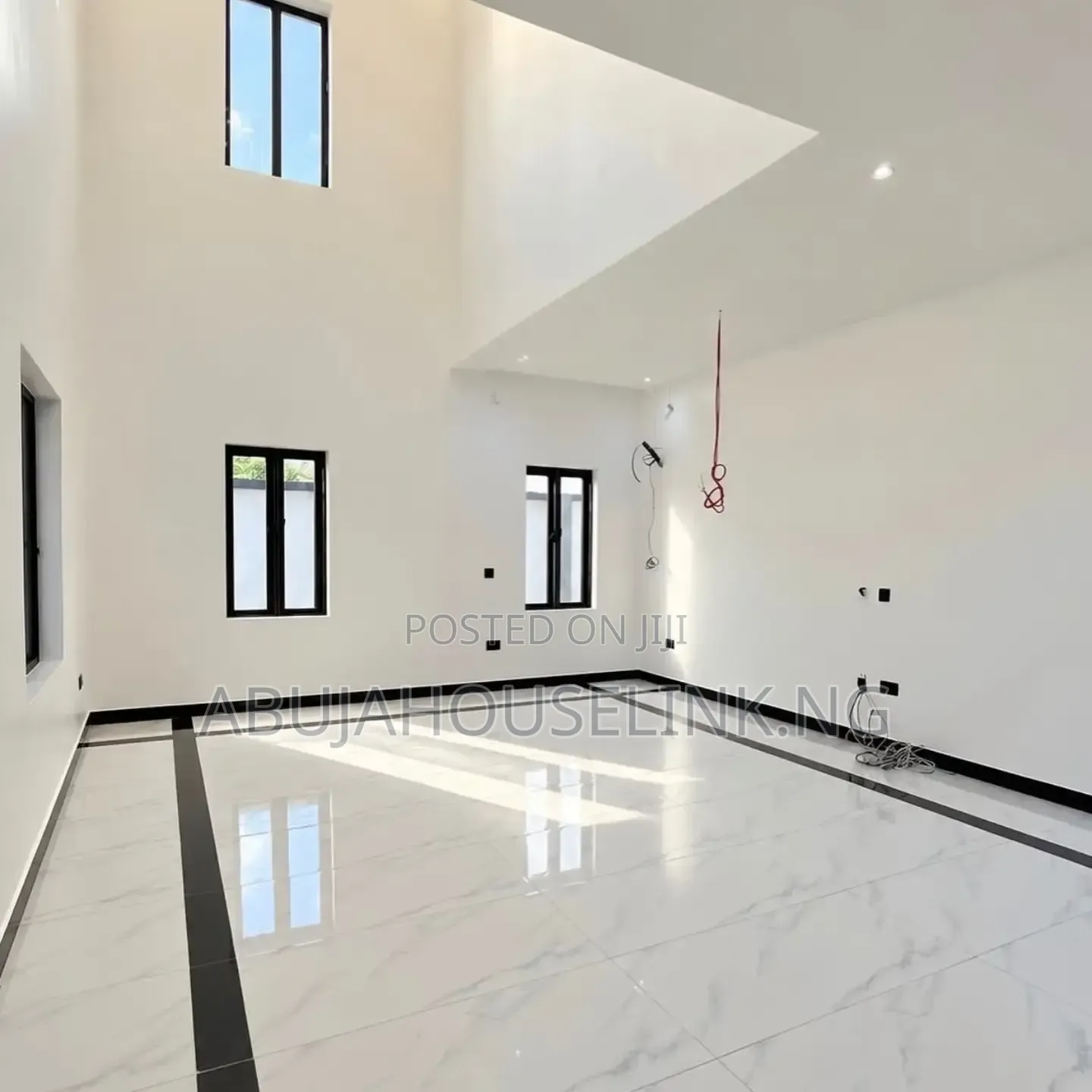 4bdrm Duplex in Guzape Main Abuja for sale in Guzape District