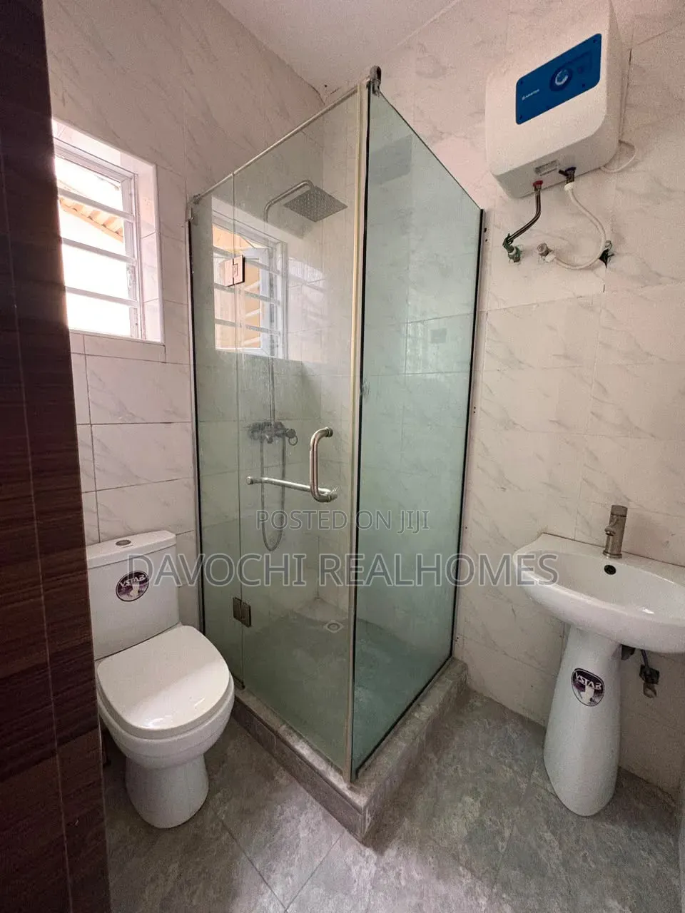 4bdrm Duplex in Thomas Estate for rent in Thomas Estate