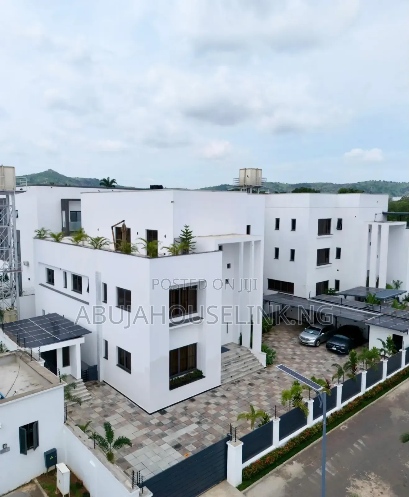 8bdrm Mansion in Maitama Main Abuja for sale in Maitama
