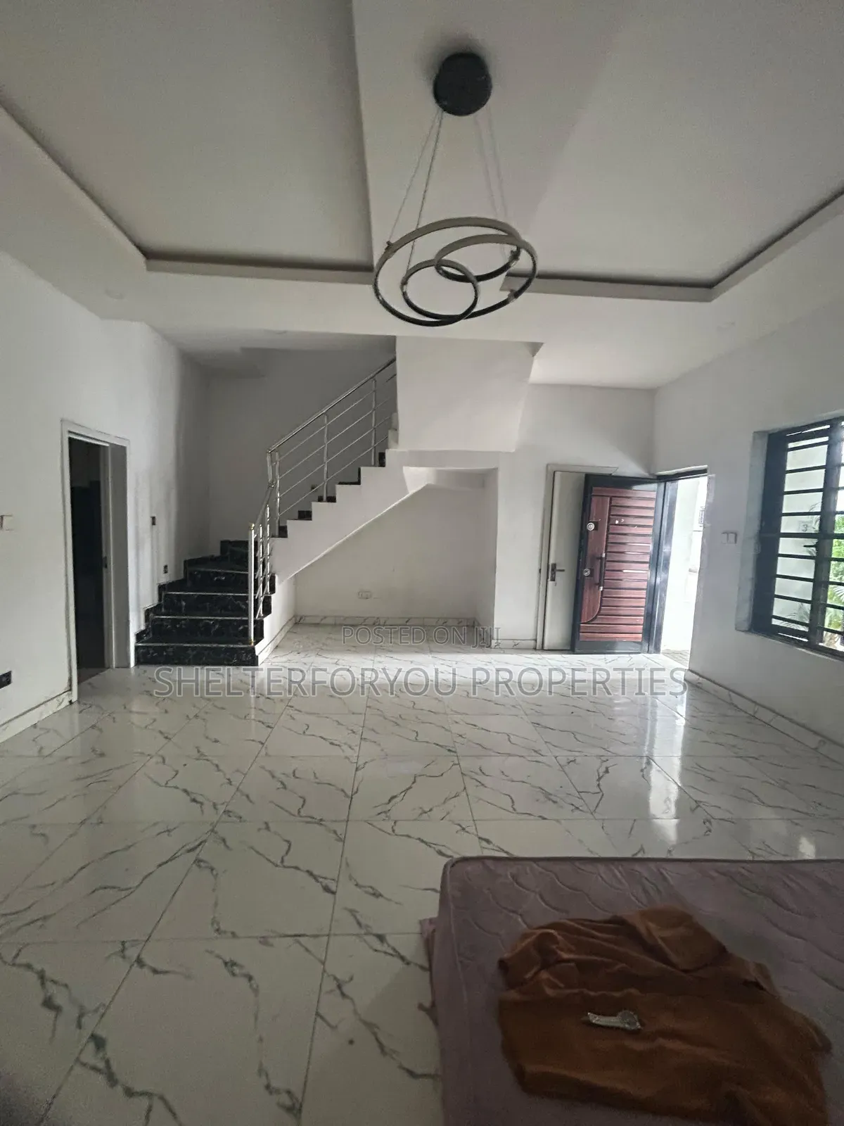 4bdrm Duplex in Ikota for sale in Ikota