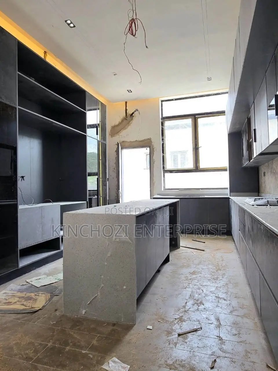 7bdrm Duplex in Shehu Street Guzape for sale in Guzape District