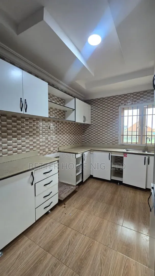 Furnished 3bdrm Duplex in Ire Akari, Ido for rent in Ido