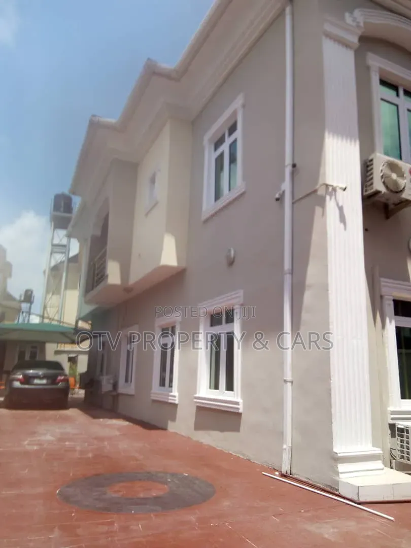 5bdrm House in Ikota for sale in Ikota