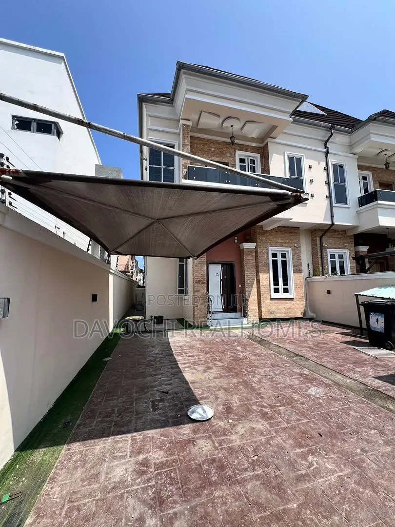 4bdrm Duplex in Agungi for rent in Agungi