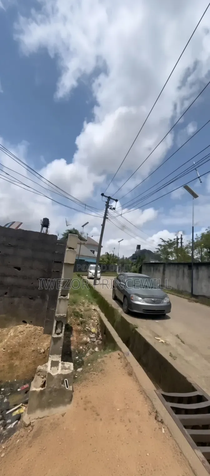11 Plots With a Hotel Structure in GRA for Sale in Ikwerre