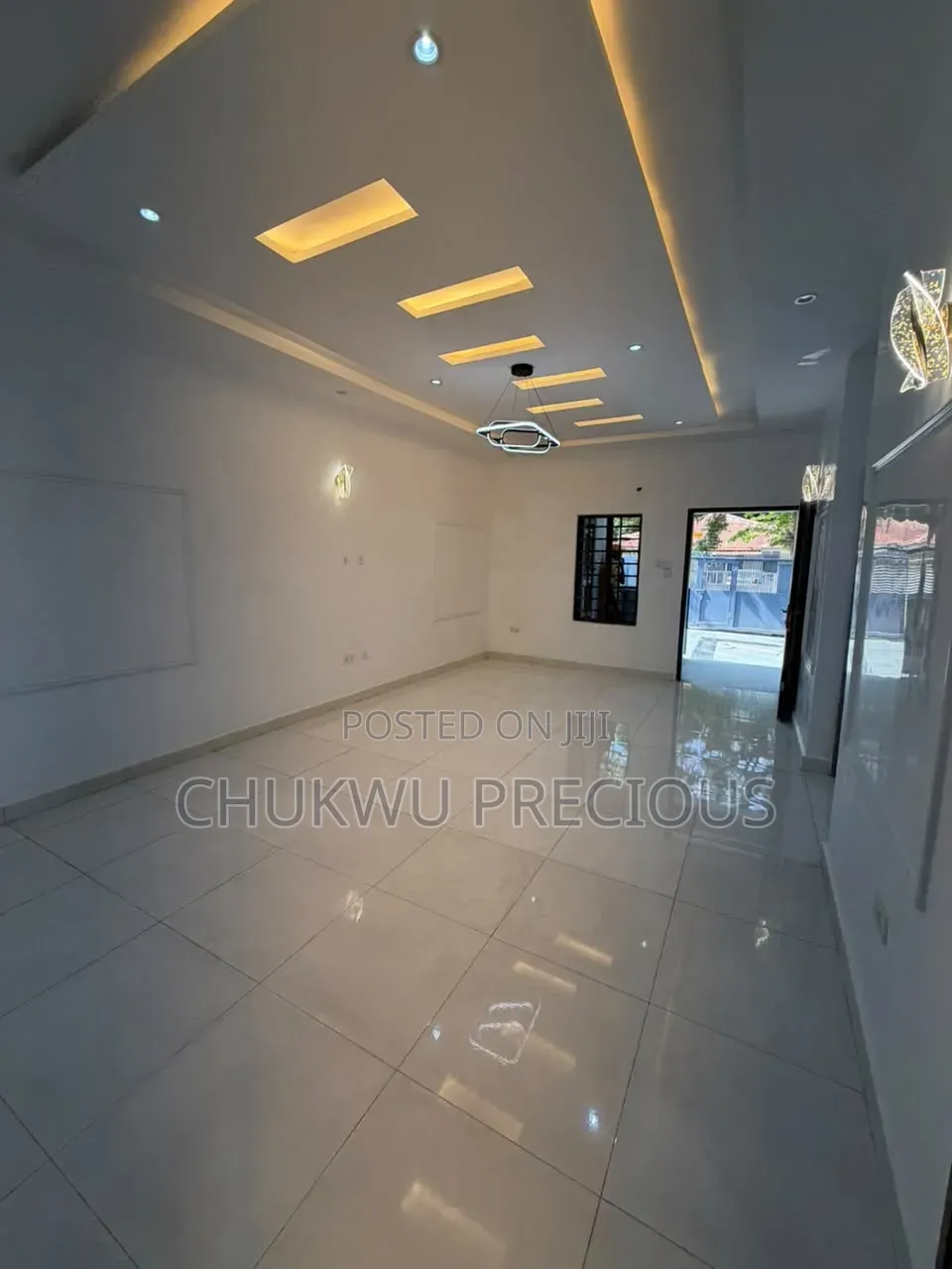 4bdrm Townhouse/Terrace in Happy Place, Mbora for sale in Mbora
