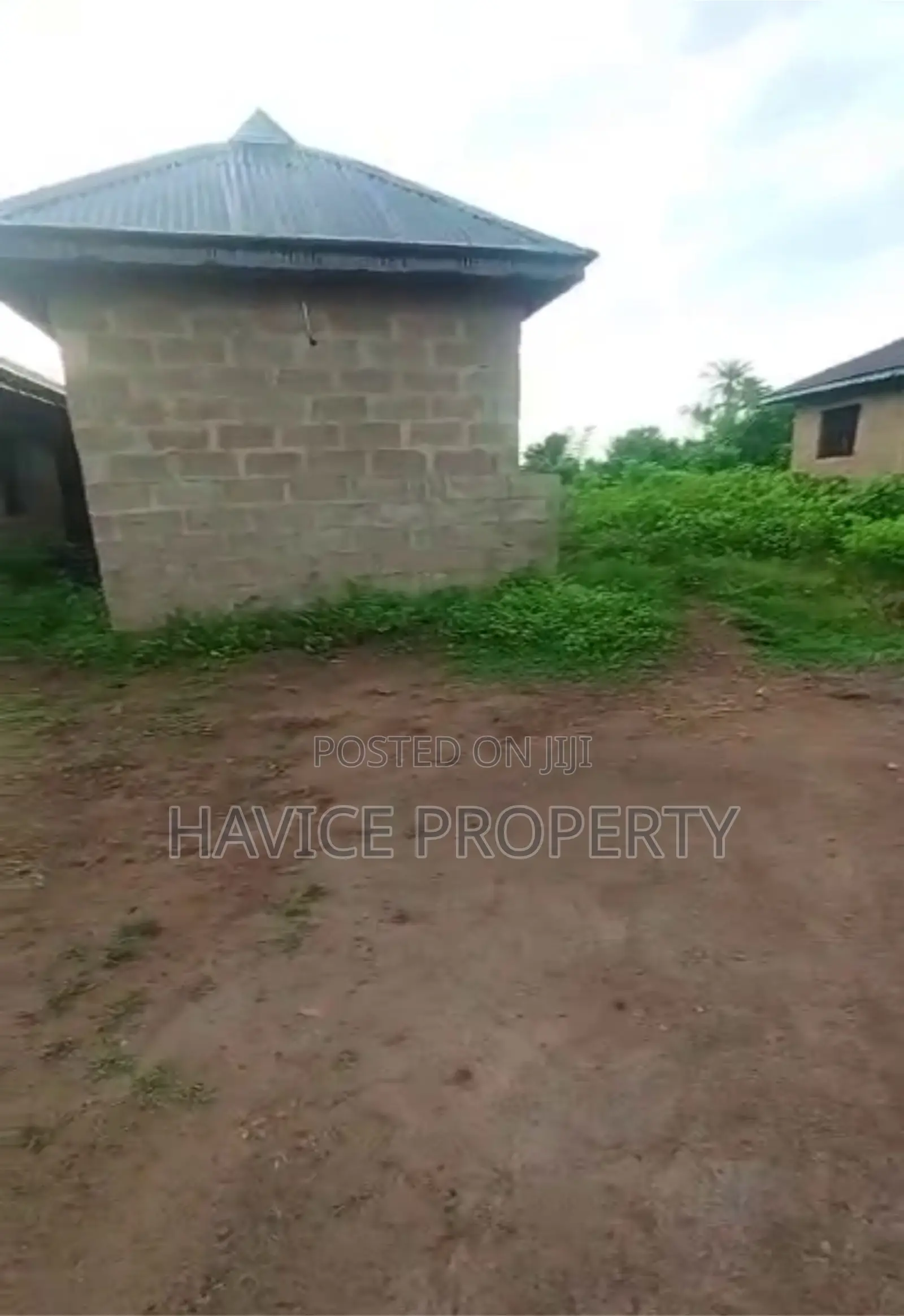 6bdrm Block of Flats in Ore Village, Lagelu for sale in Lagelu