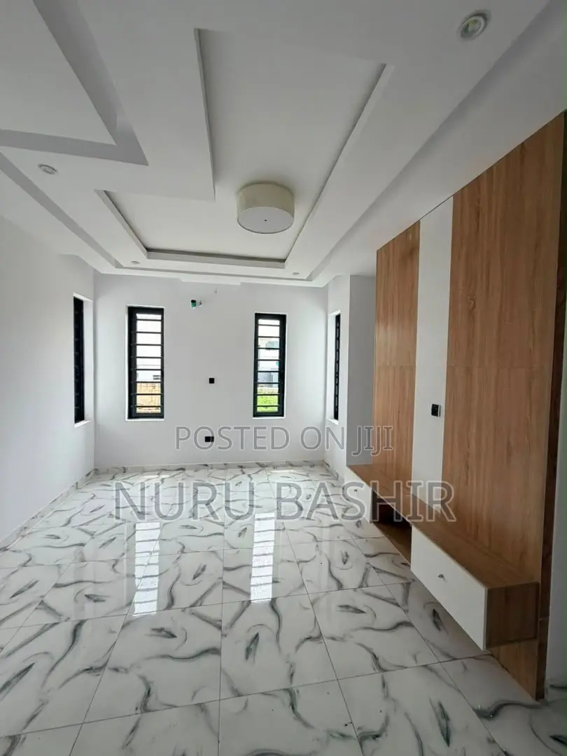 Furnished 4bdrm Duplex in Carlton Gate Estate, Akobo for sale in Akobo