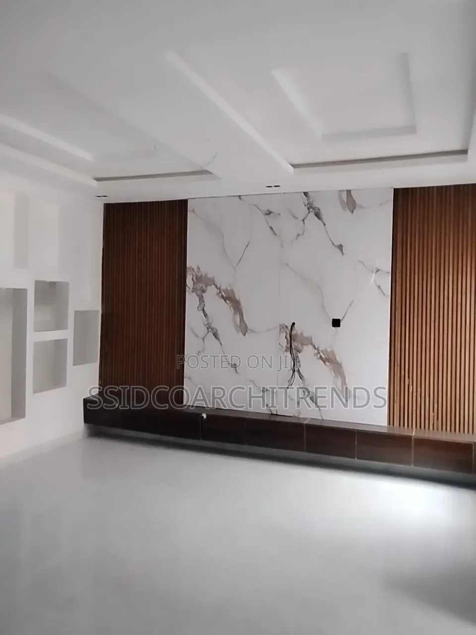 4bdrm Townhouse/Terrace in Call To Access, Ologolo for sale in Ologolo