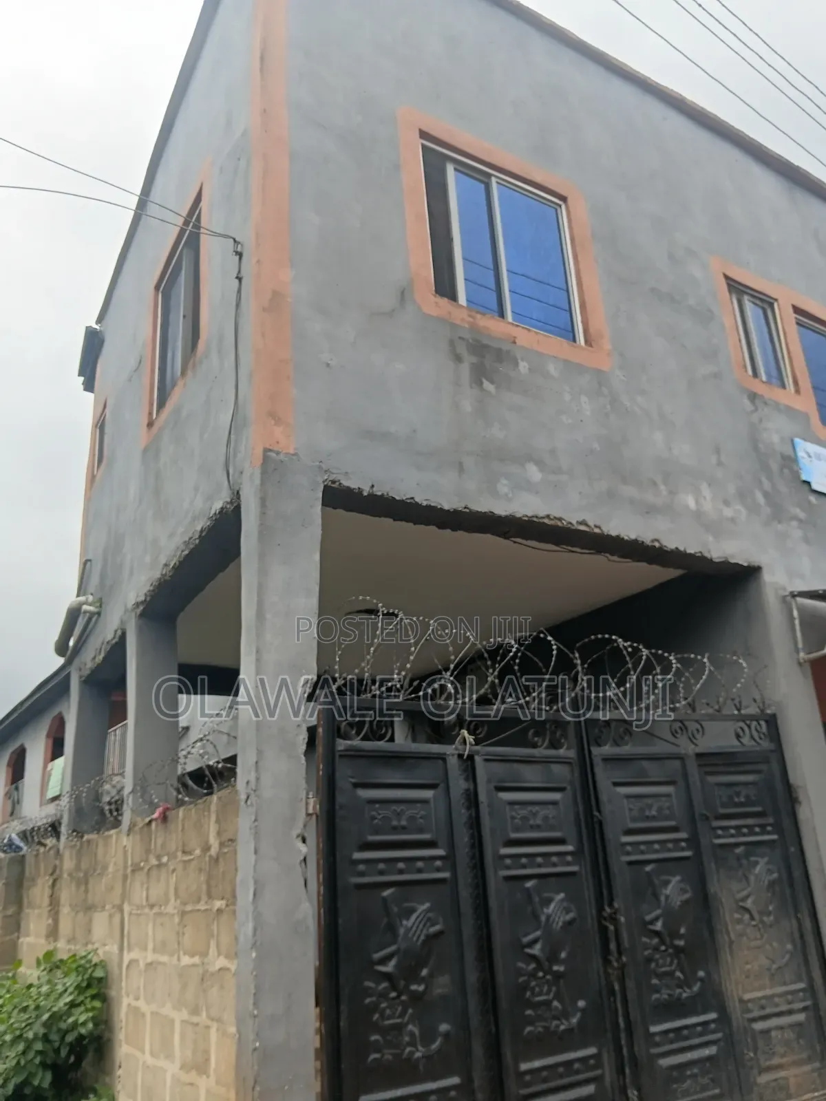 2bdrm Block of Flats in Idi Oke, Agbara-Igbesan for sale in Agbara-Igbesan