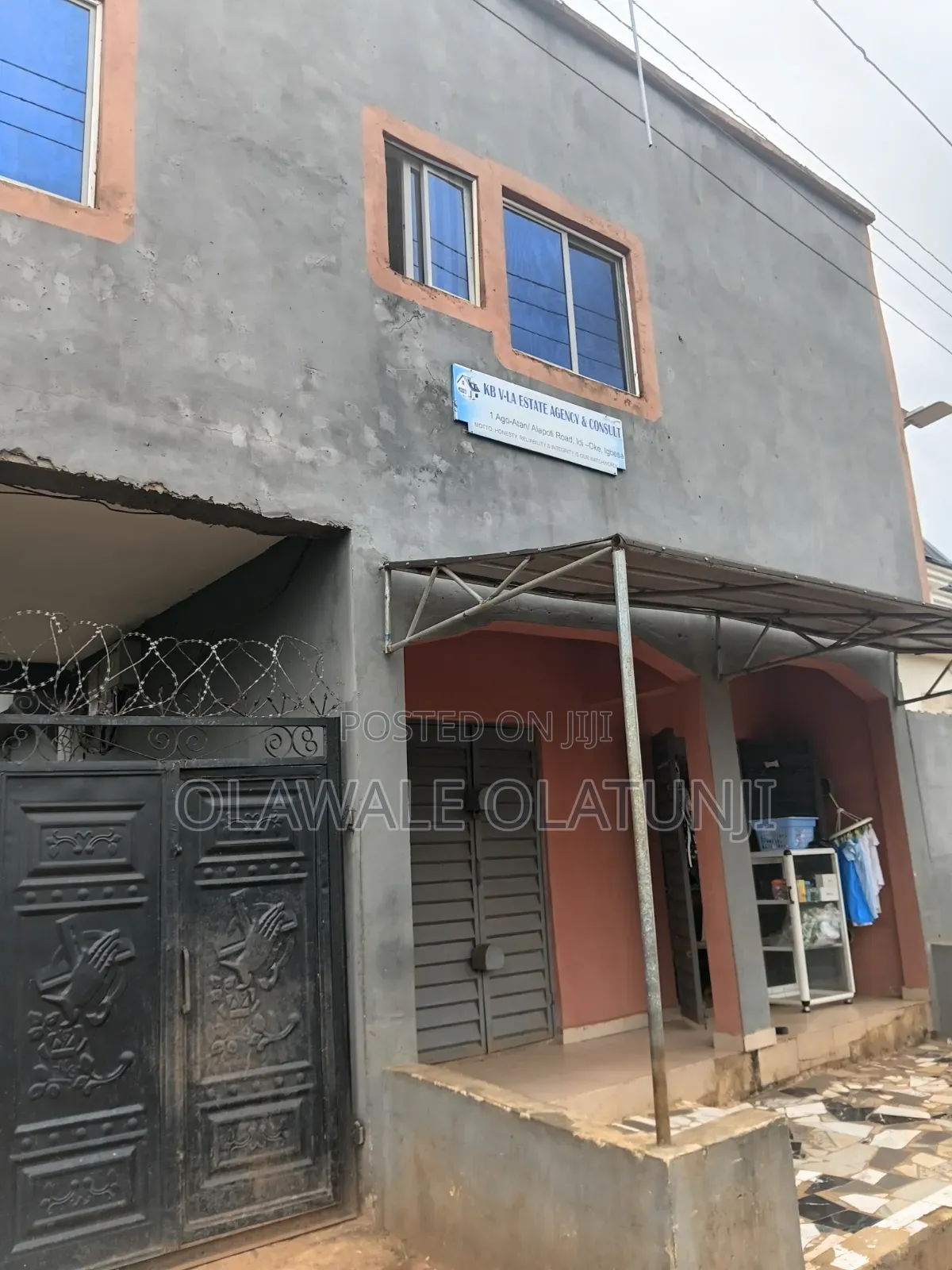 2bdrm Block of Flats in Idi Oke, Agbara-Igbesan for sale in Agbara-Igbesan